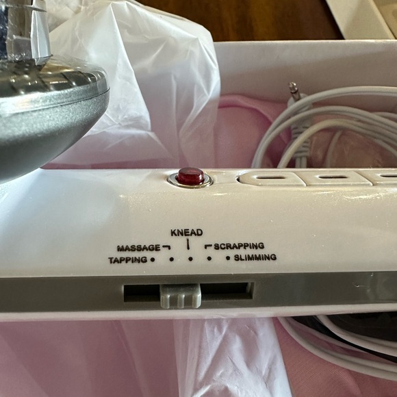 3 in 1 beauty machine. Never used and in original box. - Picture 6 of 7